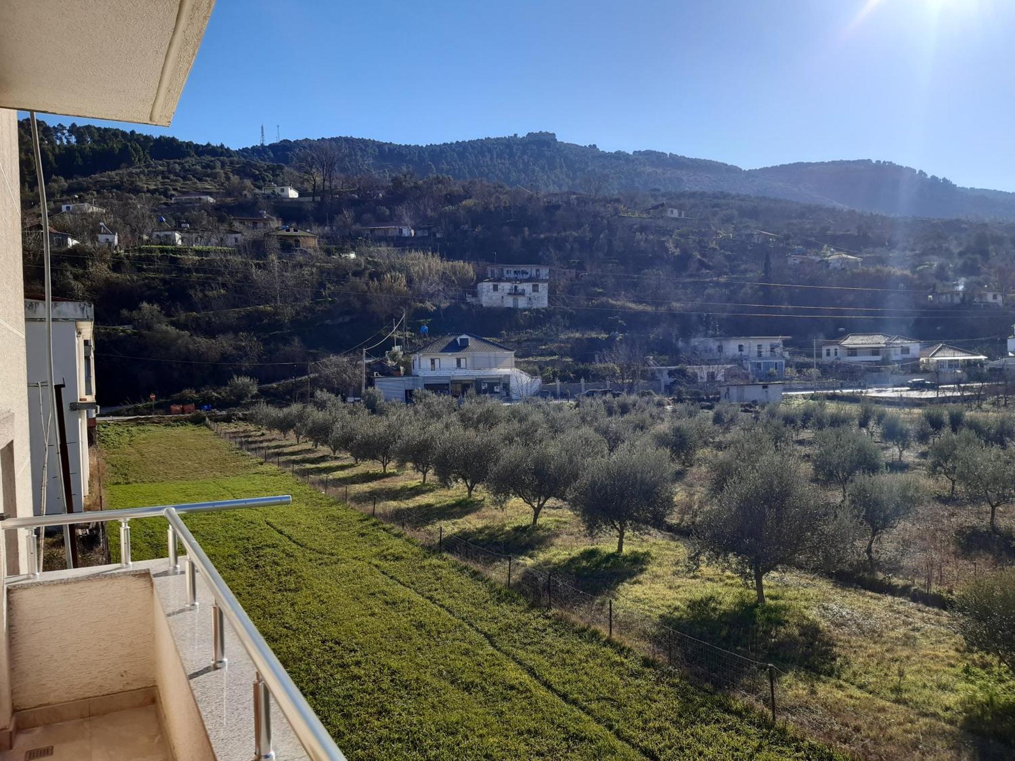 Villa Ari 베라트 외부 사진