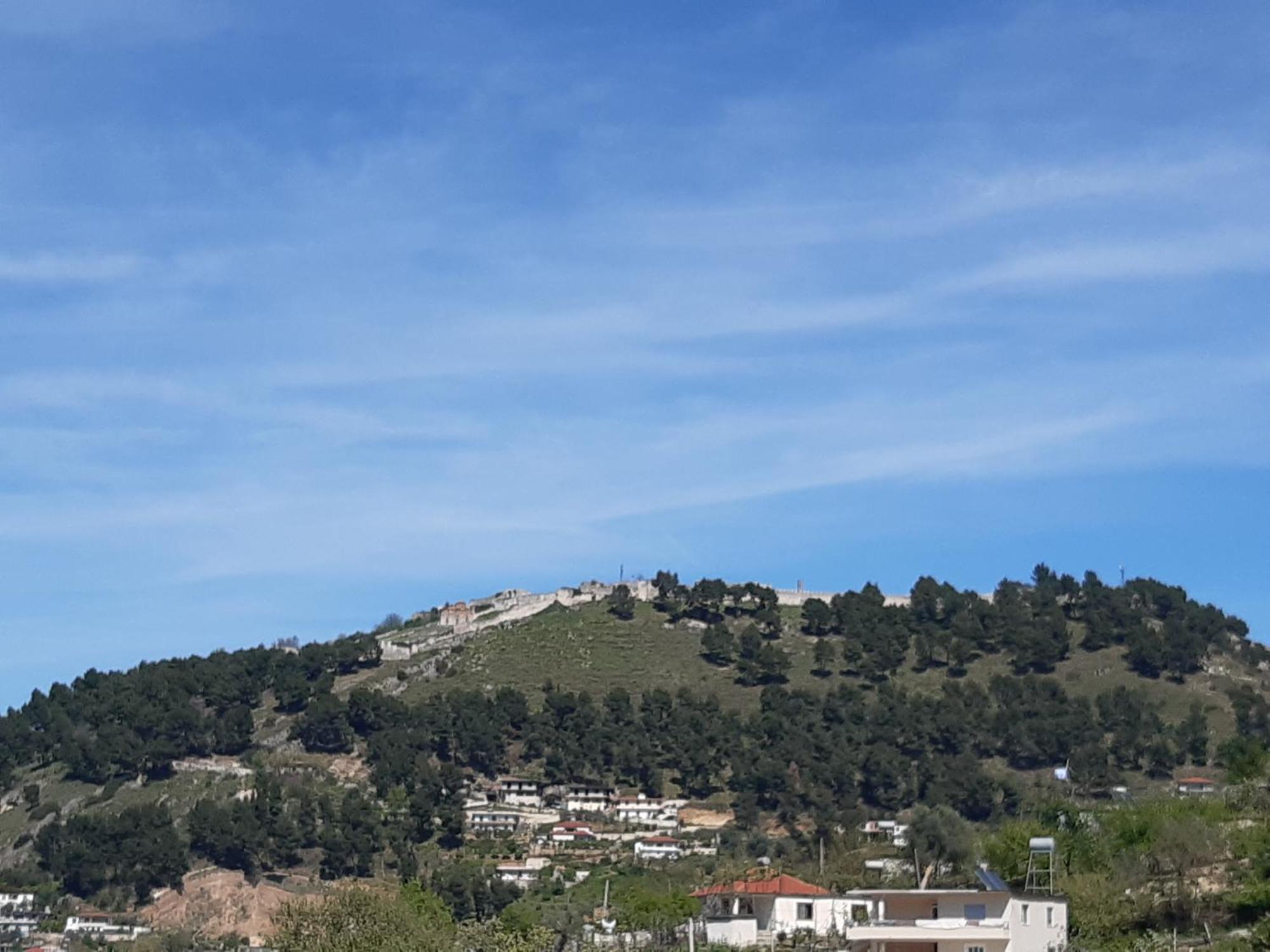 Villa Ari 베라트 외부 사진