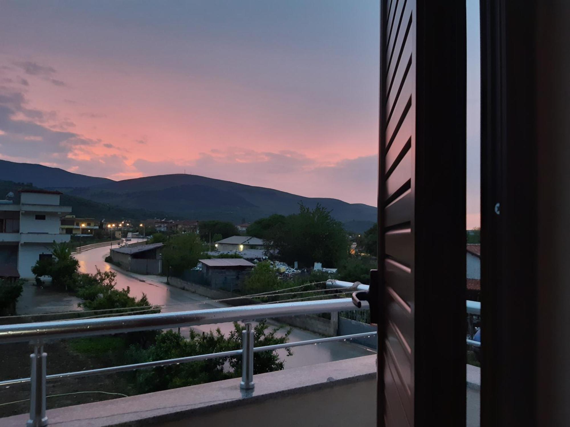 Villa Ari 베라트 외부 사진